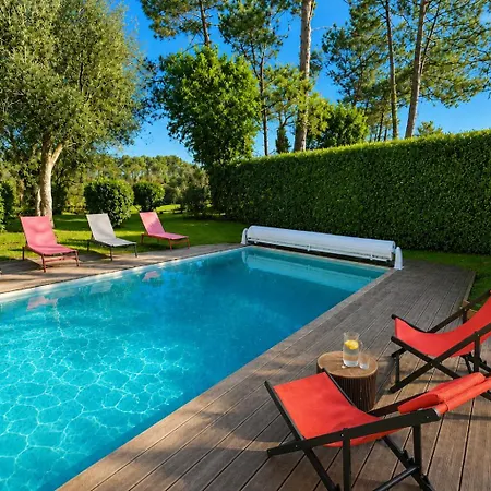 Premium, Climatisee, Piscine Chauffee, A Pied